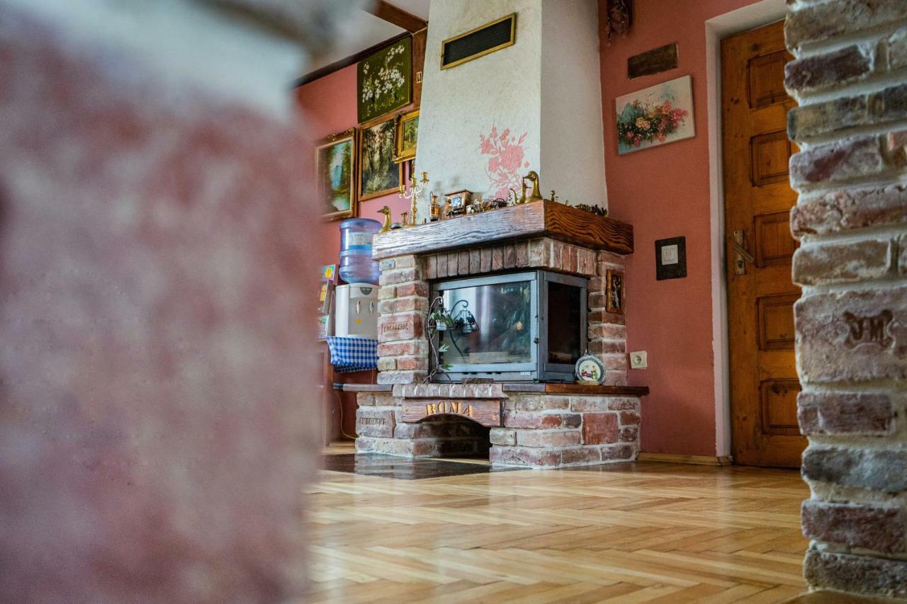 Hostel Villa Roma Lvov Exteriér fotografie