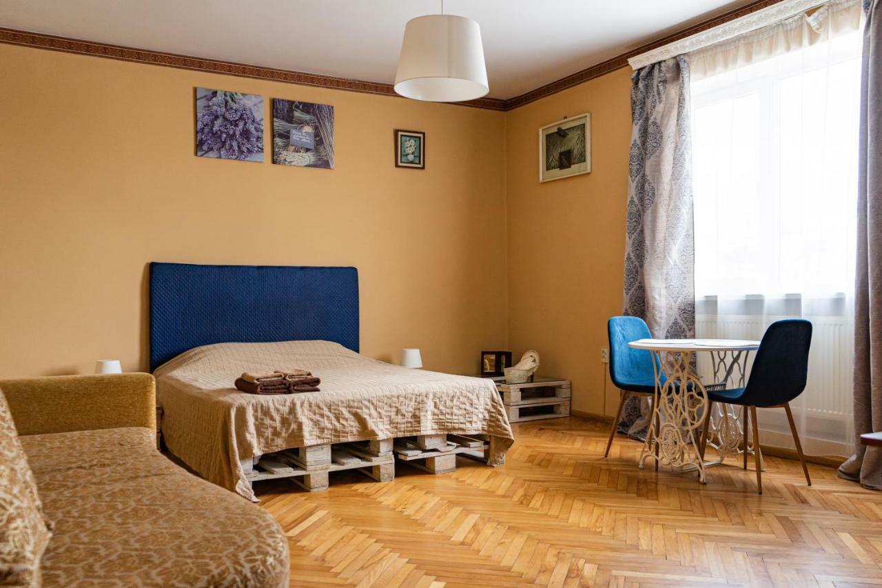 Hostel Villa Roma Lvov Exteriér fotografie
