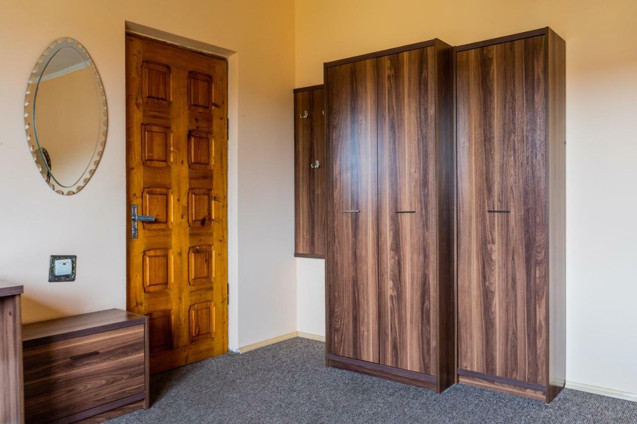 Hostel Villa Roma Lvov Exteriér fotografie